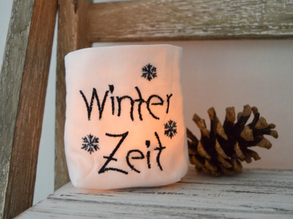 Bild 1 von ITH  Lichterbeutel klein Weihnachten für ein LED Teelicht  / (Größe) 10x10cm Stickrahmen