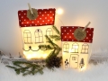 Bild 2 von ITH Lichterbeutel Stickdatei Haus Häuser SET  / (Stickrahmengröße) 18x26cm