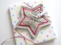 Bild 2 von ITH Stickdatei Geschenkanhänger Stern  / (Größe) 10x10cm 